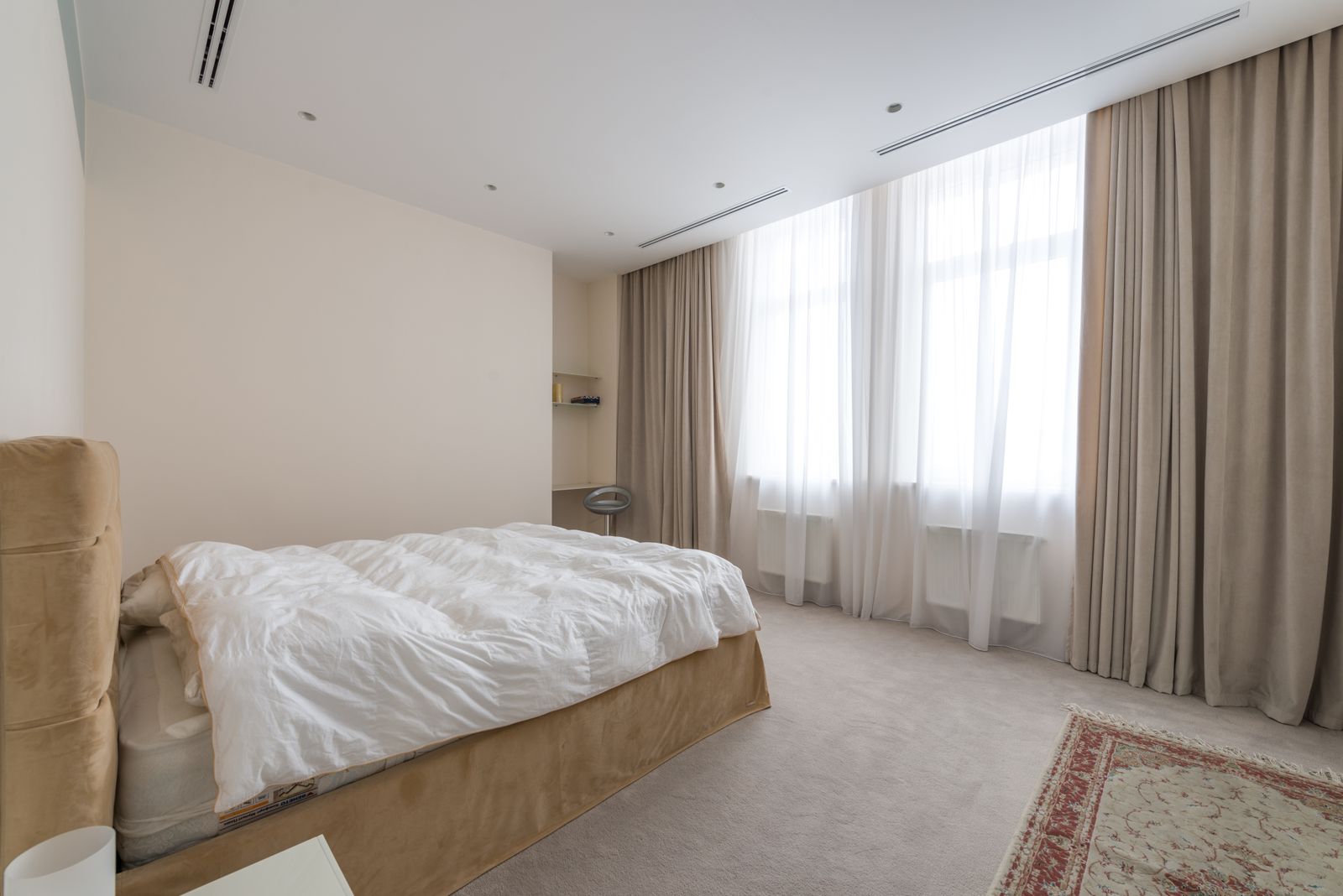 Illustrative stock curtain and room inspiration, not Kinz Curtain work or showroom